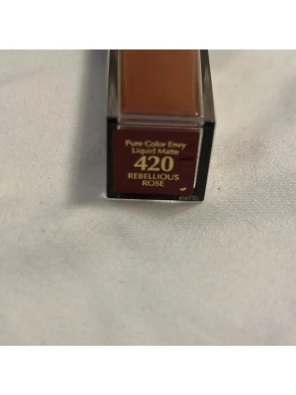 ESTEE LAUDER Pure Color Envy Liquid Matte Paint-On Liquid 420 REBELLIOUS ROSE
